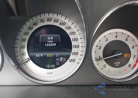 2013 Mercedes-Benz Glk 350 4Matic z USA, uszkodzony, nr VIN WDCGG8JB7DF964150